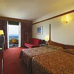 Du Et Bellevue 4* 바르돌리노