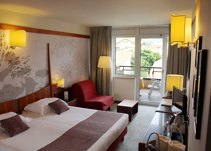 Du Et Bellevue باردولينو