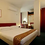 Du Et Bellevue 4*