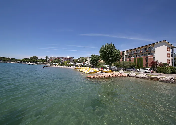 Du Et Bellevue Бардоліно