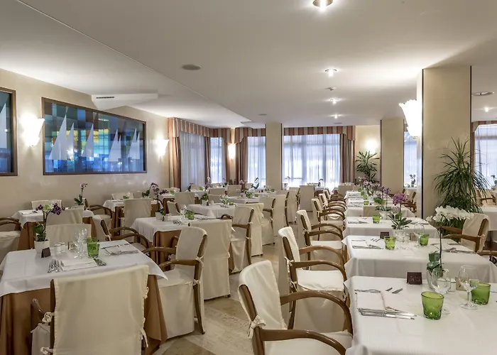 Du Et Bellevue Готель 4*