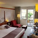 Du Et Bellevue باردولينو