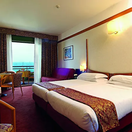 Szálloda Du Et Bellevue 4*