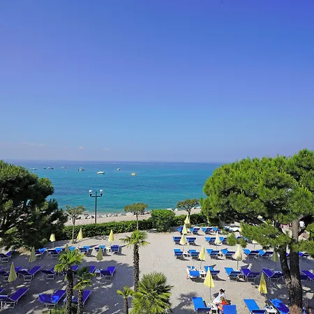 מלון Du Et Bellevue 4*